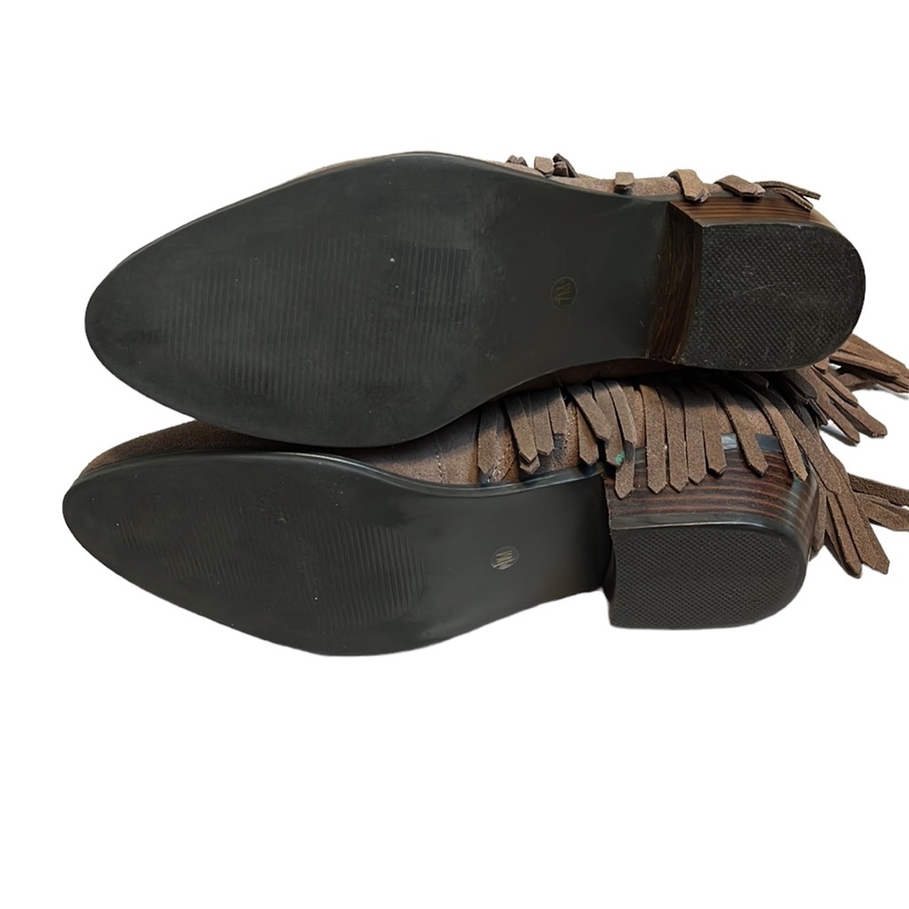 Steve Madden Ranco Boots/Booties in Brown
Suede w/Ankle Fringe 7 - Picture 9 of 10